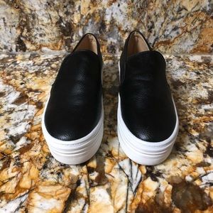 Slazenger Women Slip-On Casual Shoes Sneaker